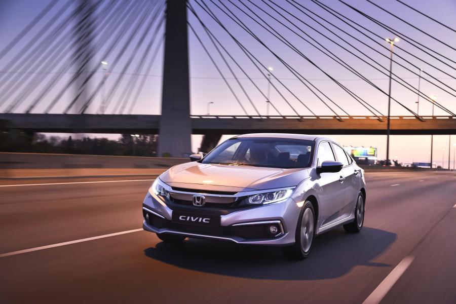  Honda Civic Elegance Sedan (FC1) 2019 года  (ZA) (фото 11 из 18)
